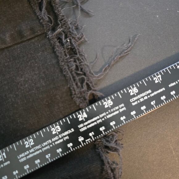 Zara Women's Distressed Raw Hem Cropped Bootcut Mid Rise Jeans Black Size 6 - Picture 12 of 12